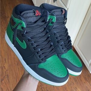 Jordan 1 Retro High Pine Green Men's size 7